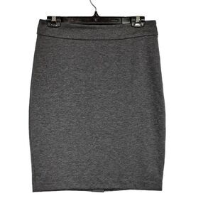 Gap Ladies straight skirt NWOT